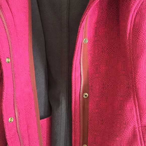 Coat - Picture 3 of 5